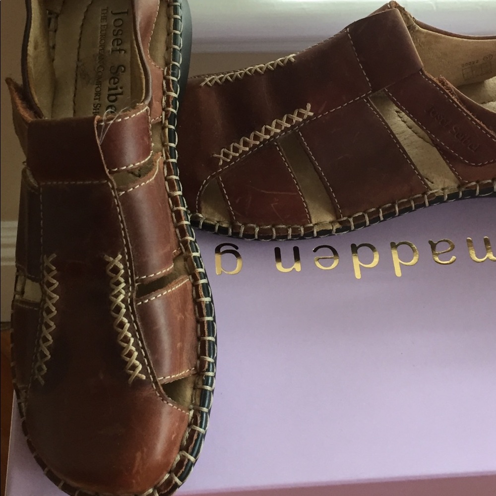 Beautiful Leather European Sandals
